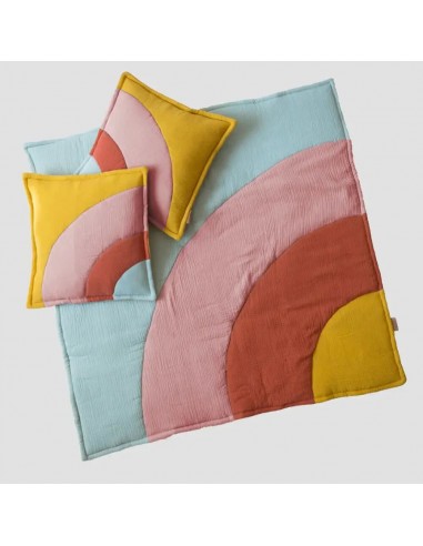 cotton gauze rainbow cushion and playmat du meilleur 